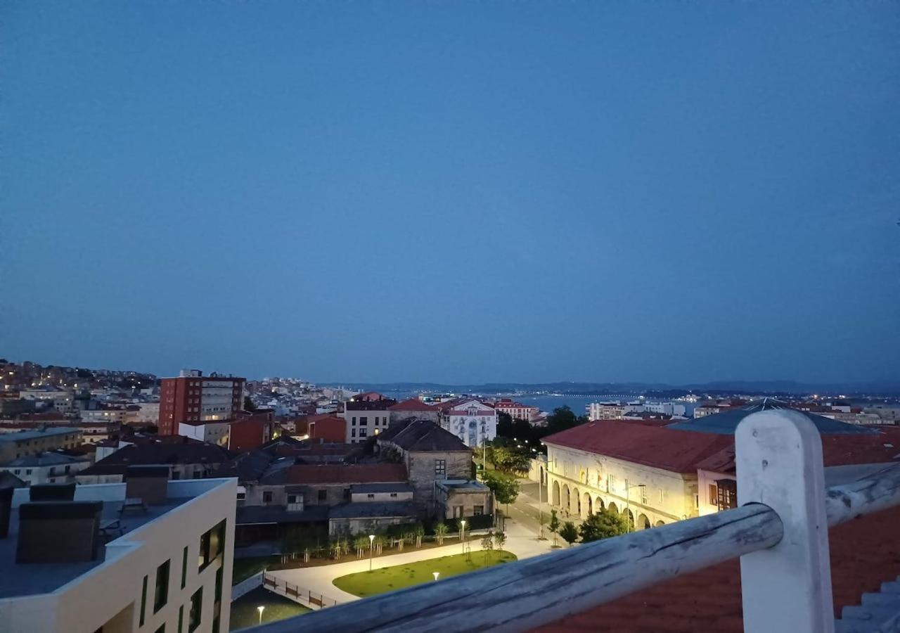 Habitaciones En El Atico De Tona Mirando A La Bahia De سانتاندر المظهر الخارجي الصورة