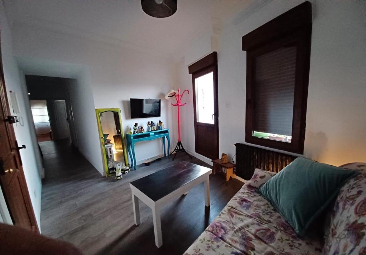 Habitaciones En El Atico De Tona Mirando A La Bahia De سانتاندر المظهر الخارجي الصورة