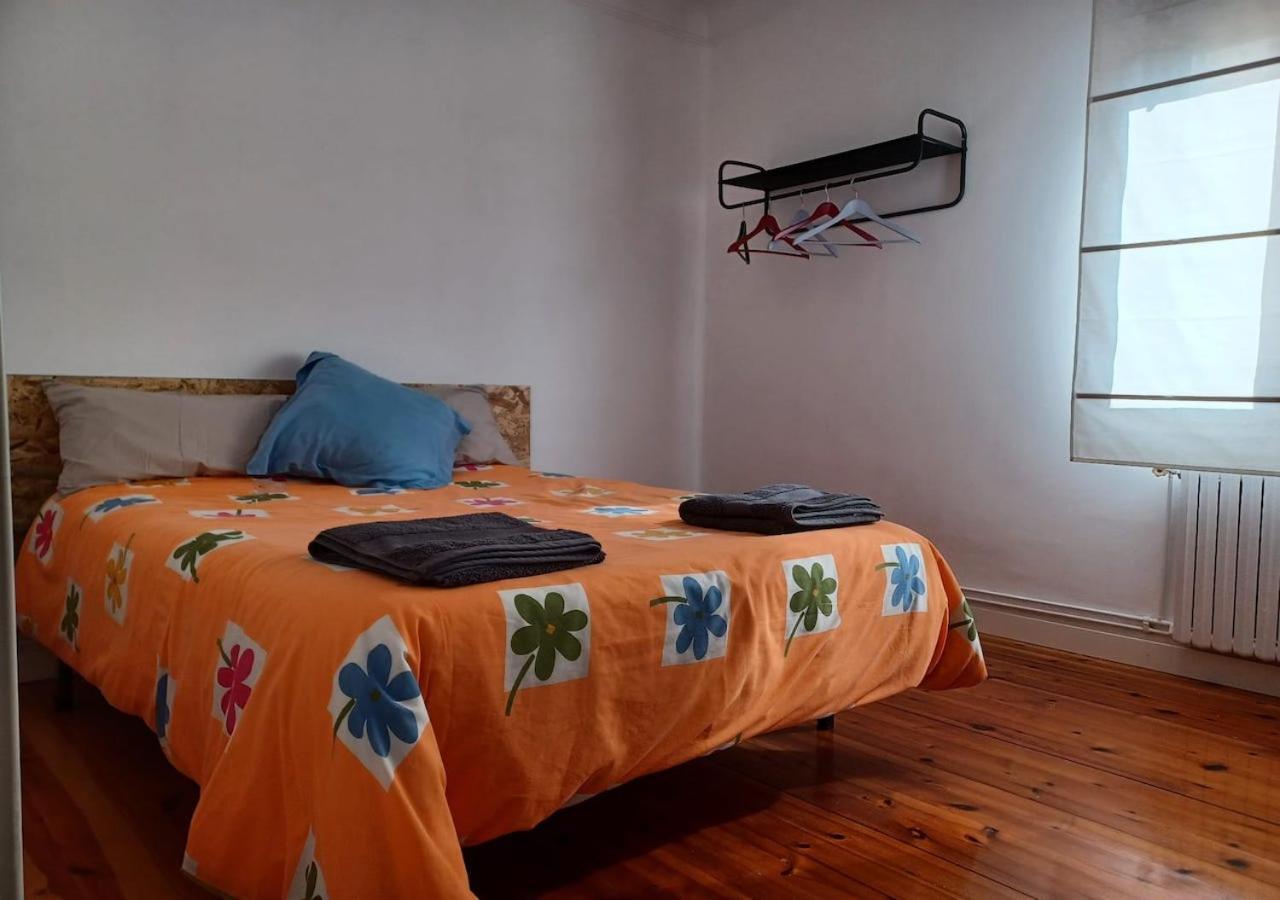 Habitaciones En El Atico De Tona Mirando A La Bahia De سانتاندر المظهر الخارجي الصورة